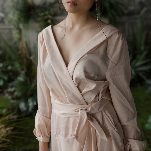 Nasty Gal | Satin Cowl Back Wrap Front Midi Dress | Size 2 | Cream Color - Picture 3 of 4